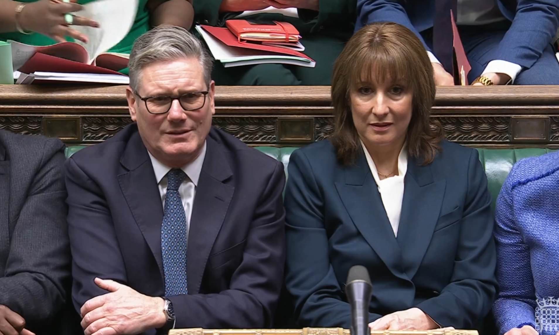 Graduate Jobs Crisis: A 45% Drop in Opportunities and What It Means for Young Professionals