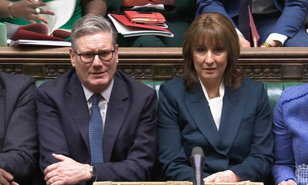 Graduate Jobs Crisis: A 45% Drop in Opportunities and What It Means for Young Professionals