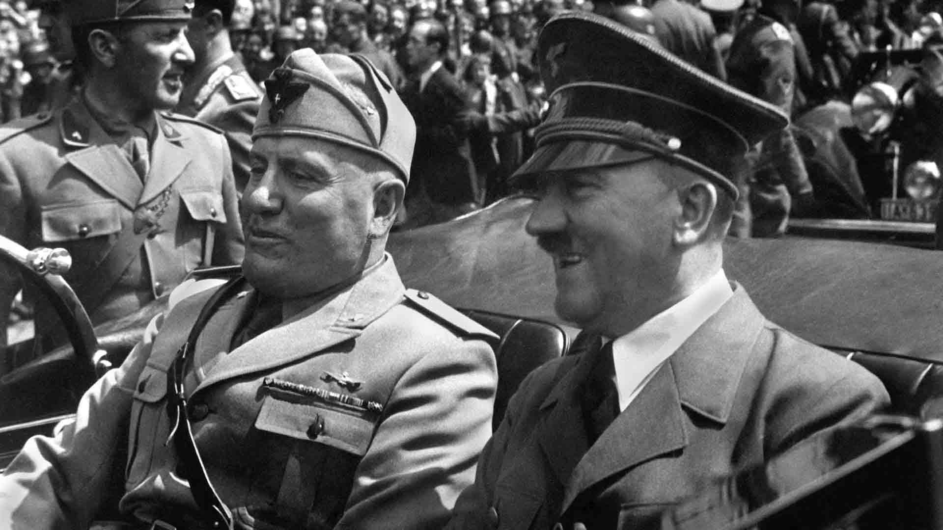 Mussolini, recuperate dai carabinieri le lettere dell'incontro con Hitler