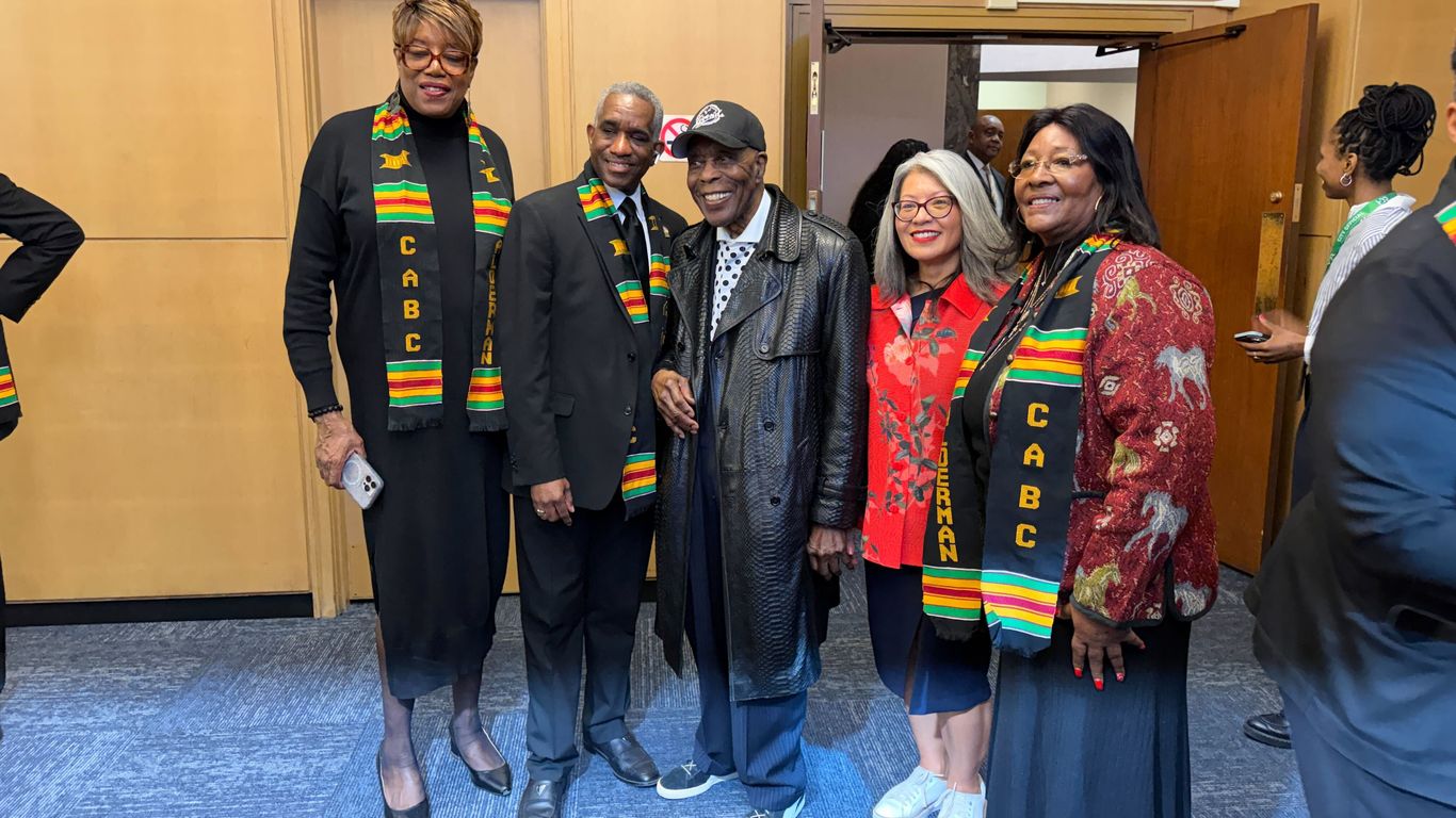 Buddy Guy wants a Chicago monument to the blues