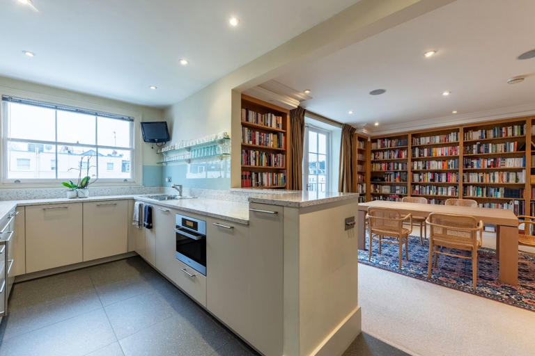 James Bond star Sir Roger Moore's Belgravia apartment is up for sale