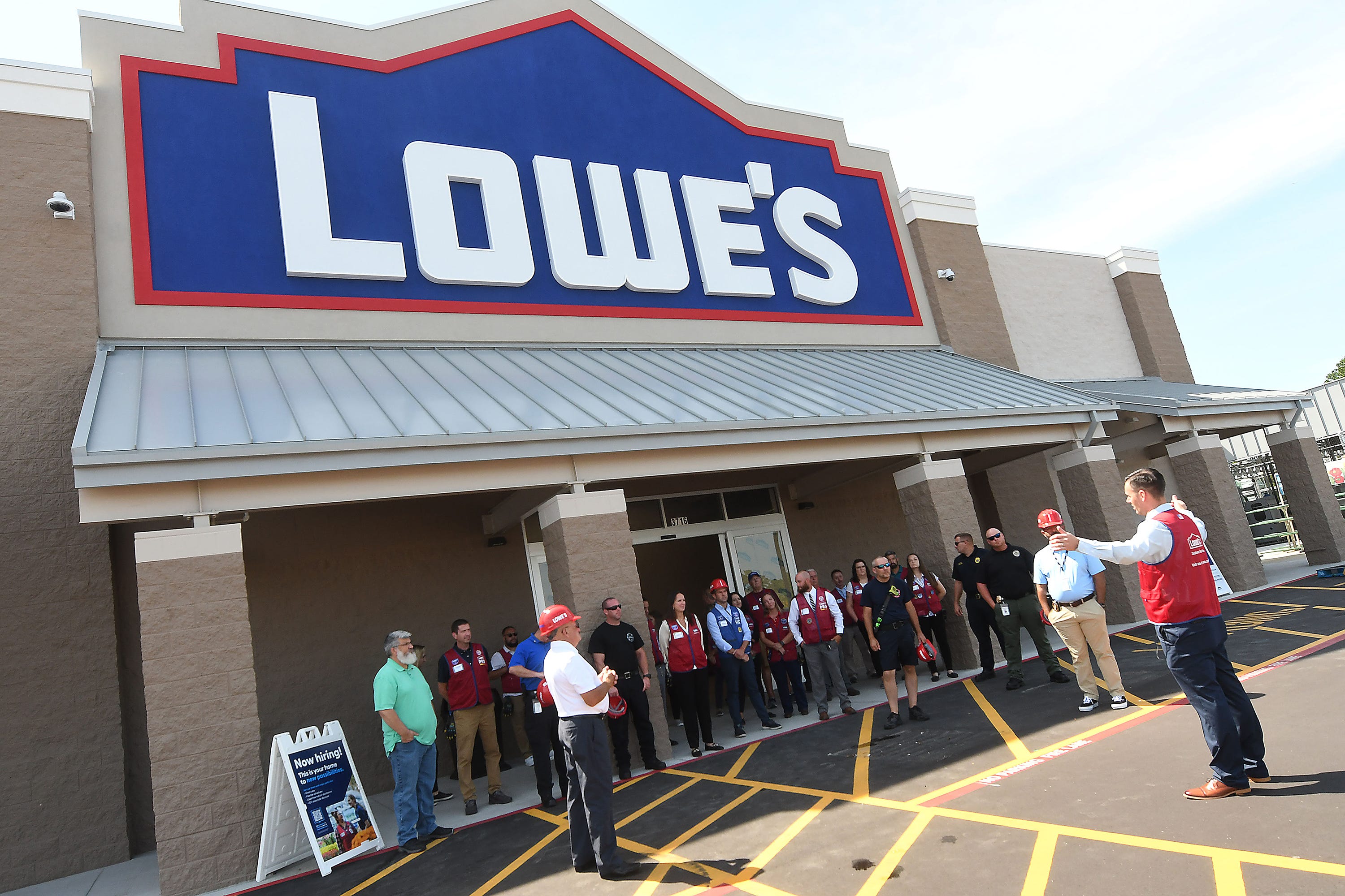 Florida Lowe's opening new store, plans for Wawa submitted