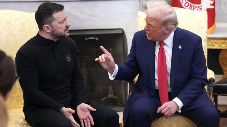 Trump repreendeu Zelensky publicamente na Casa Branca em fevereiro de 2025.