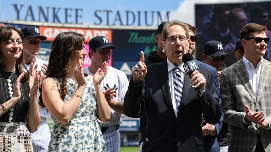 Legendary Yankees announcer reveals he suffered heart attack last month