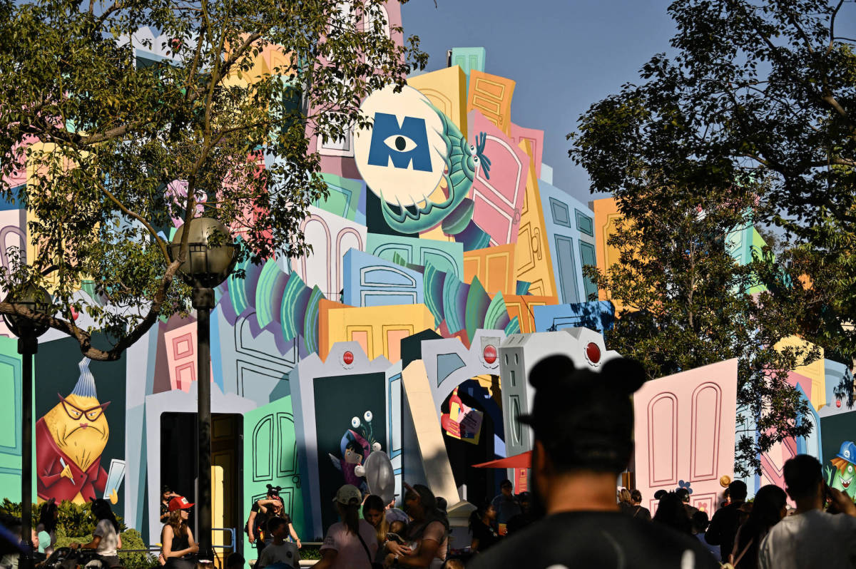 In a surprising twist, Disney guests will get one more year with this ...