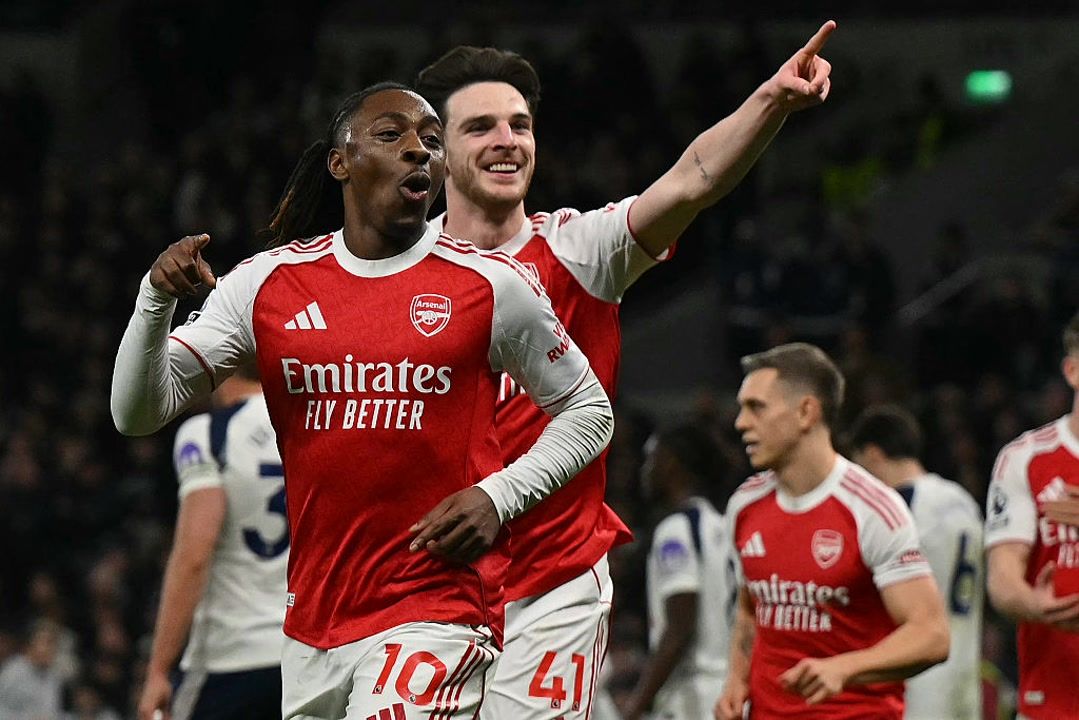 Spurs fan taunts Declan Rice with photo