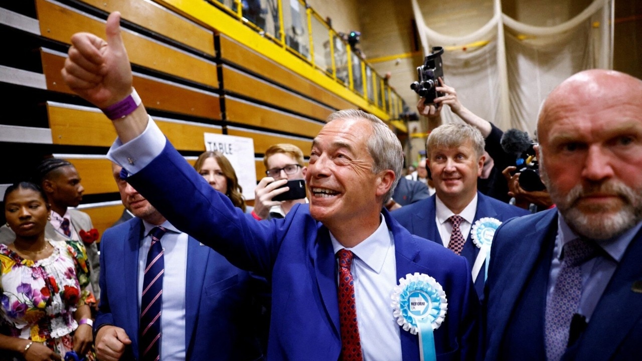 UK is invaded: Nigel Farage's anti-immigration party vows British ...
