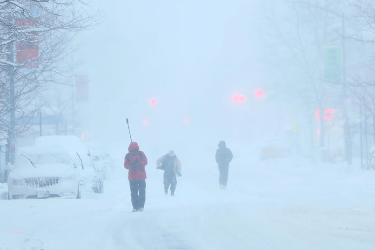 Blizzard of 2026 slams Tri-State with 12-24 inches of snow, 60 mph wind ...