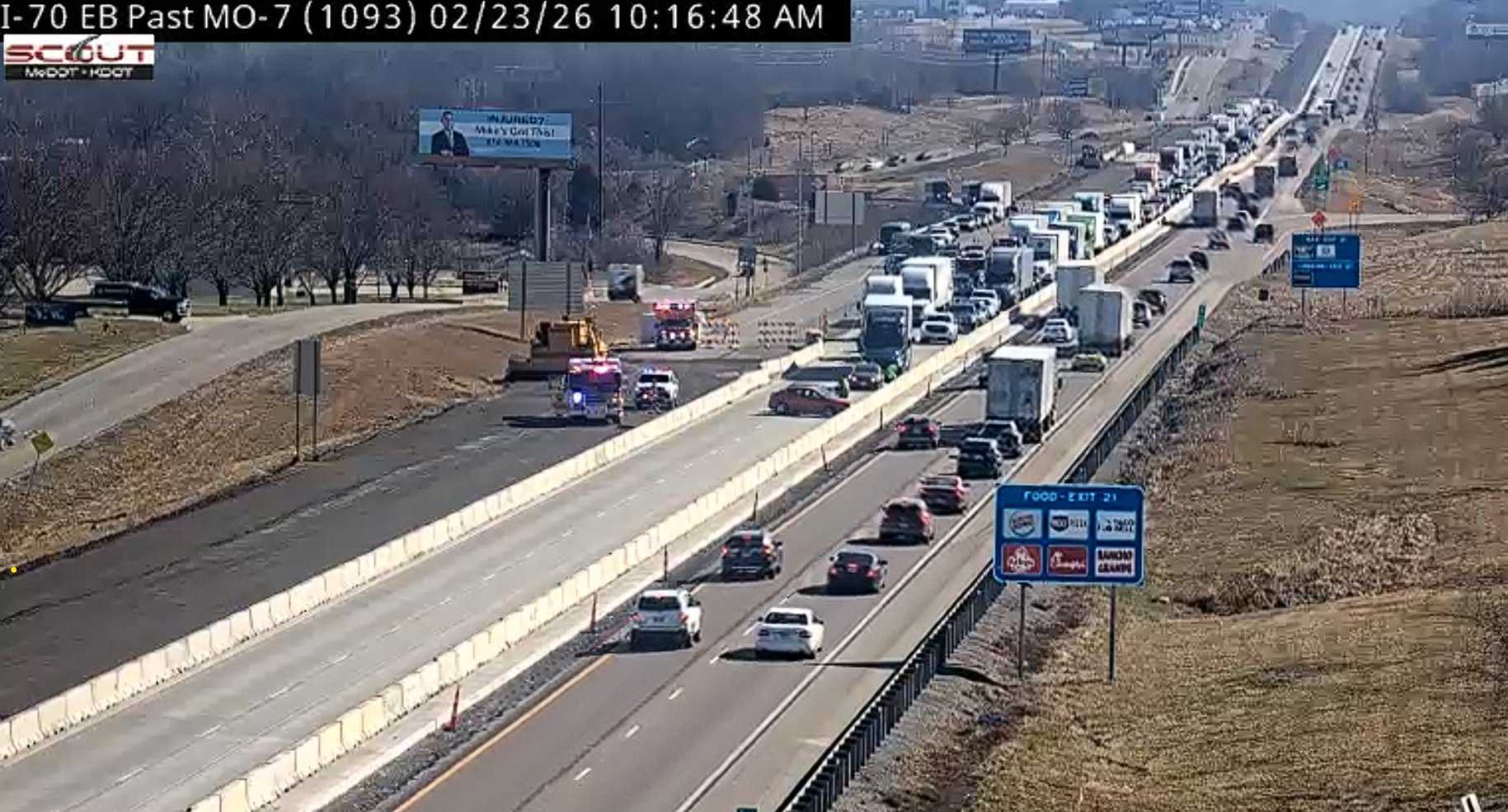 Crash in construction zone shuts down portion of I-70 in Kansas City