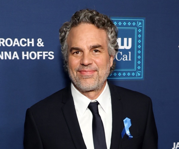 Mark Ruffalo slams James Cameron for opposing Netflix-Warner deal