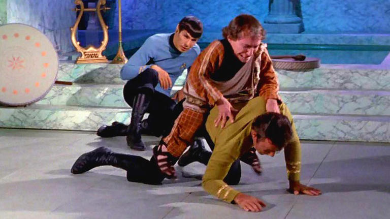 10 cringiest Star Trek scenes of all time