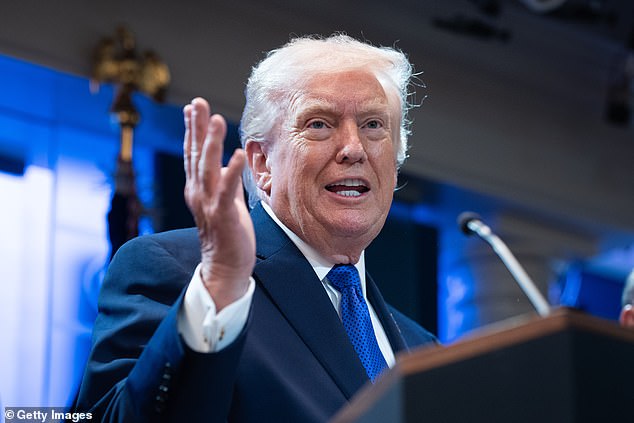 Opinion: Trump's deranged rants show he is losing the plot