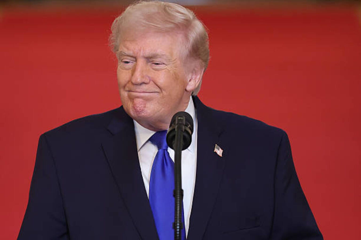 Pentagon is said to flag risks of prolonged Iran strike as Trump weighs ...