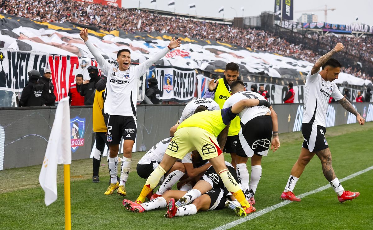Supremacía popular: Historial en el Monumental de Colo Colo vs U de ...