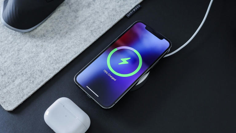 Apple MagSafe explained: what it is and which iPhones work with it