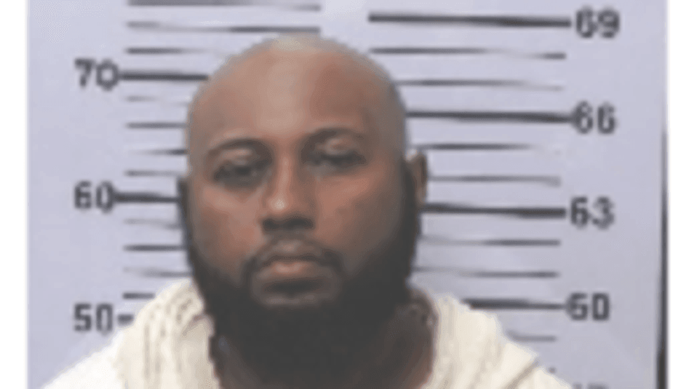 Mobile PD: Dad nabbed with kids in car after argument sparks high-speed ...