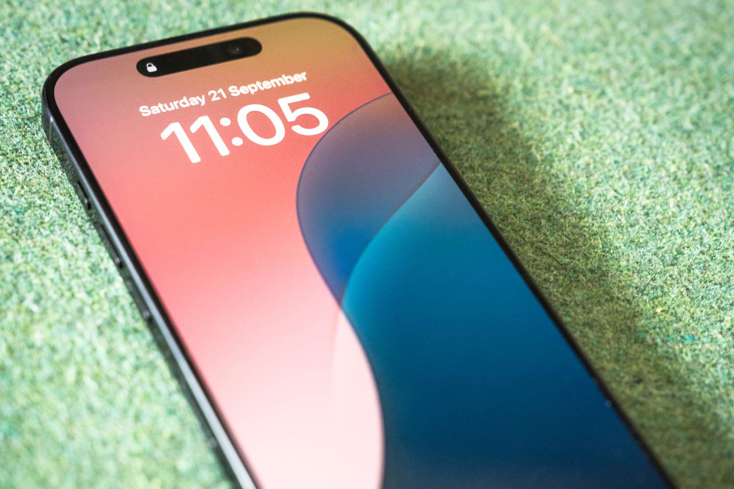 Fix your iPhone time when it displays incorrectly