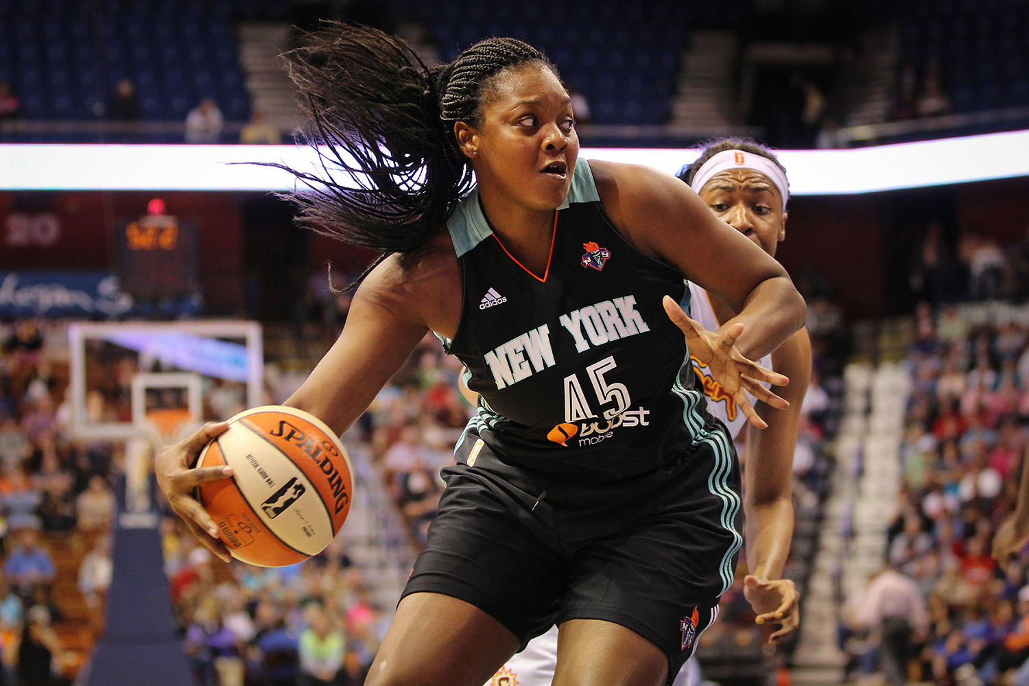 Two-time WNBA champion Kara Braxton passes away at age 43