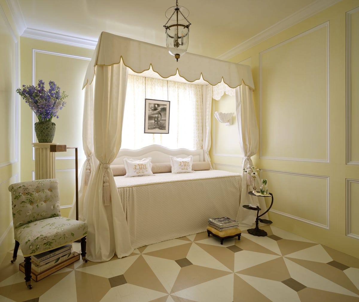 6) Kate Ives Design: Lucinda’s Lounge