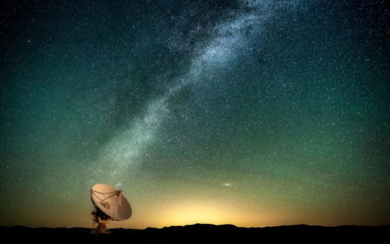 &lsquo;The probability for finding life beyond Earth if you don&rsquo;t look for it is zero,&rsquo; says Diamond - Diana Robinson