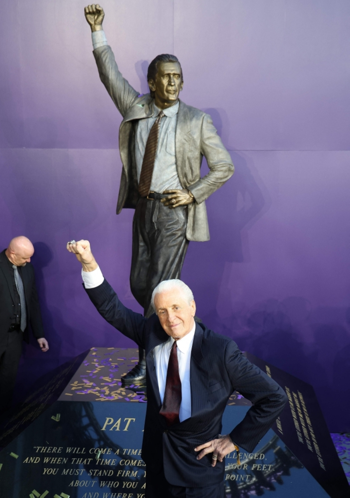 Lakers honor Riley with statue