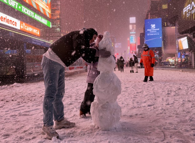 21 photos of the massive blizzard slamming the northeastern US