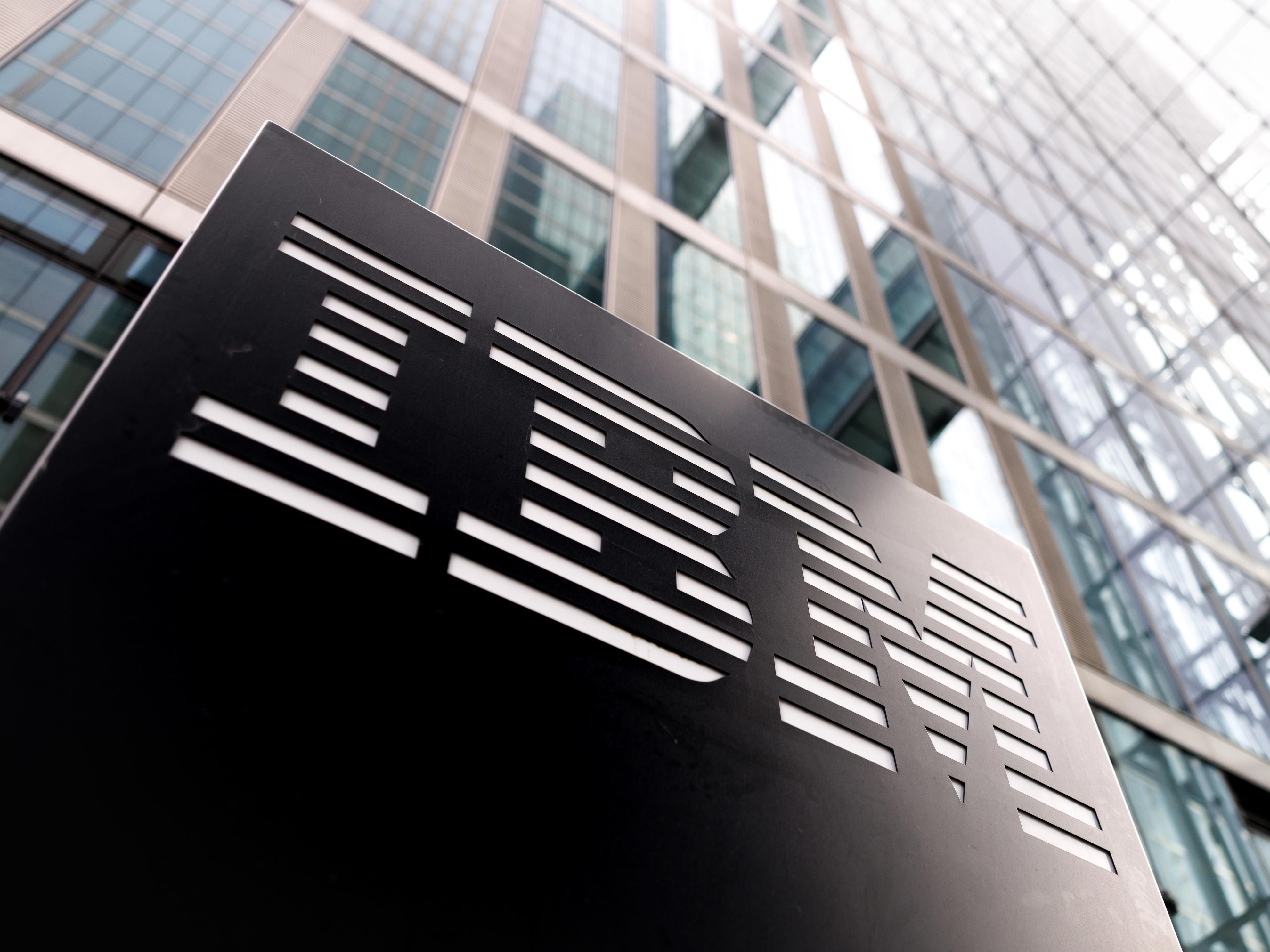 IBM stock sinks as Anthropic highlights Claude's ability to modernize ...