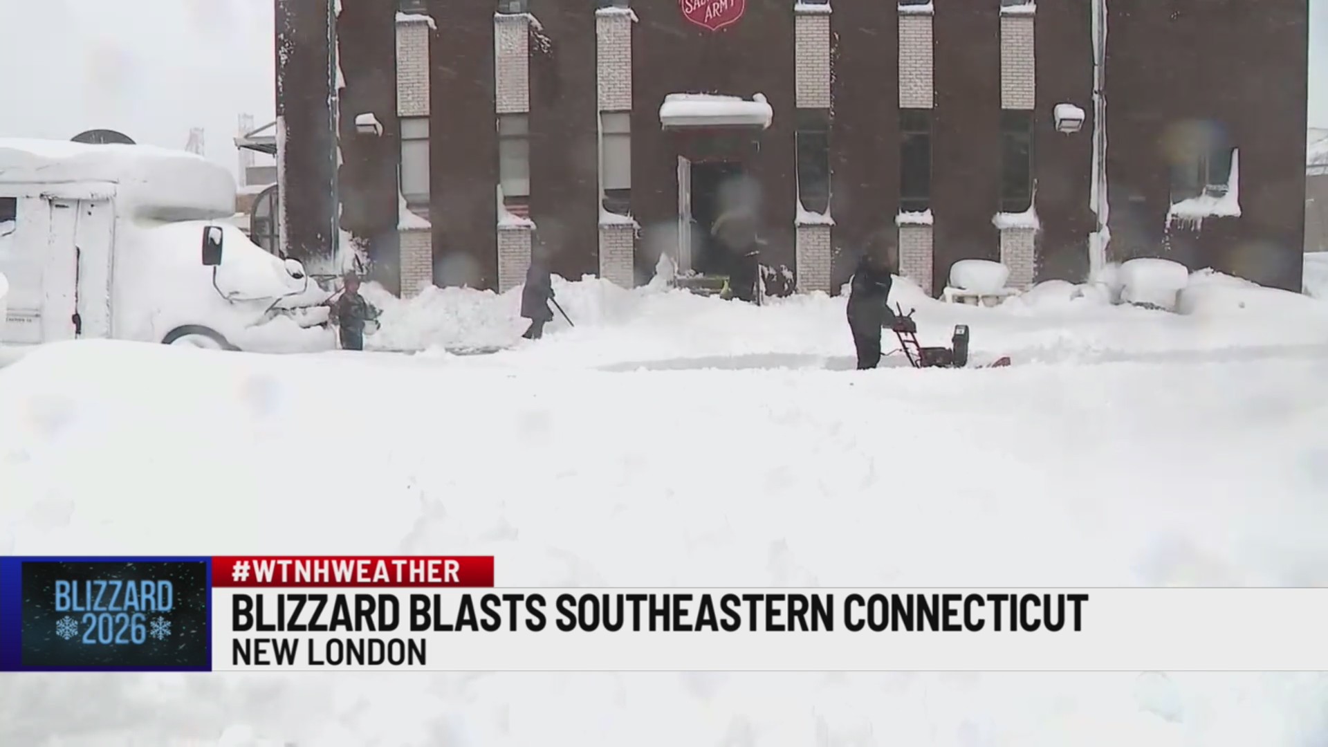 New London crews working around the clock to clear snow after storm