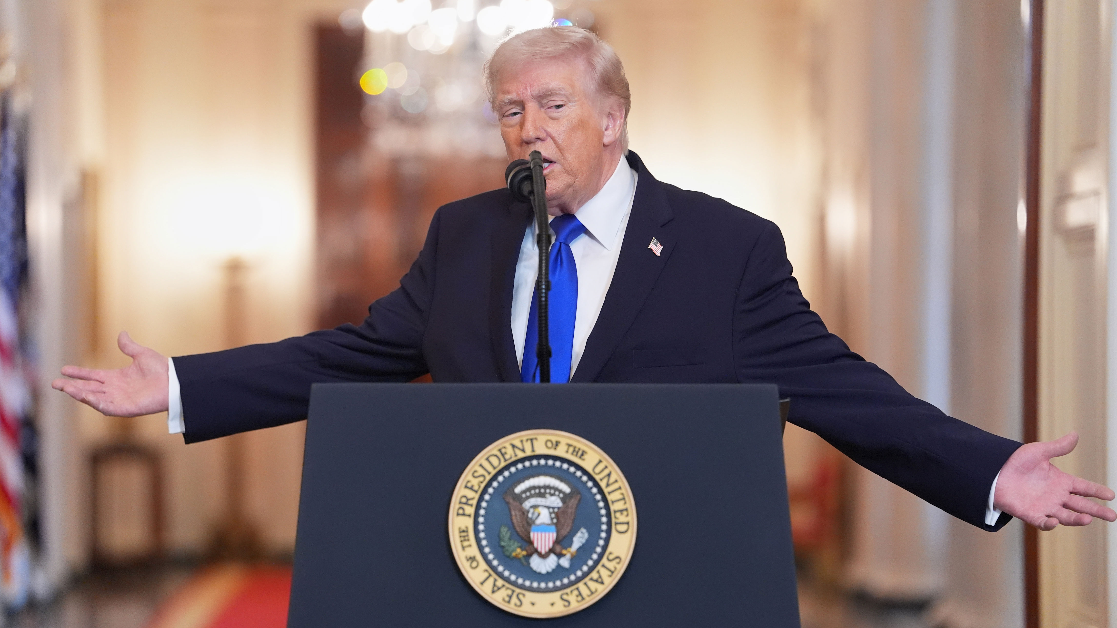 Trump warns of 'very bad day' if Iran doesn't agree to a nuclear deal