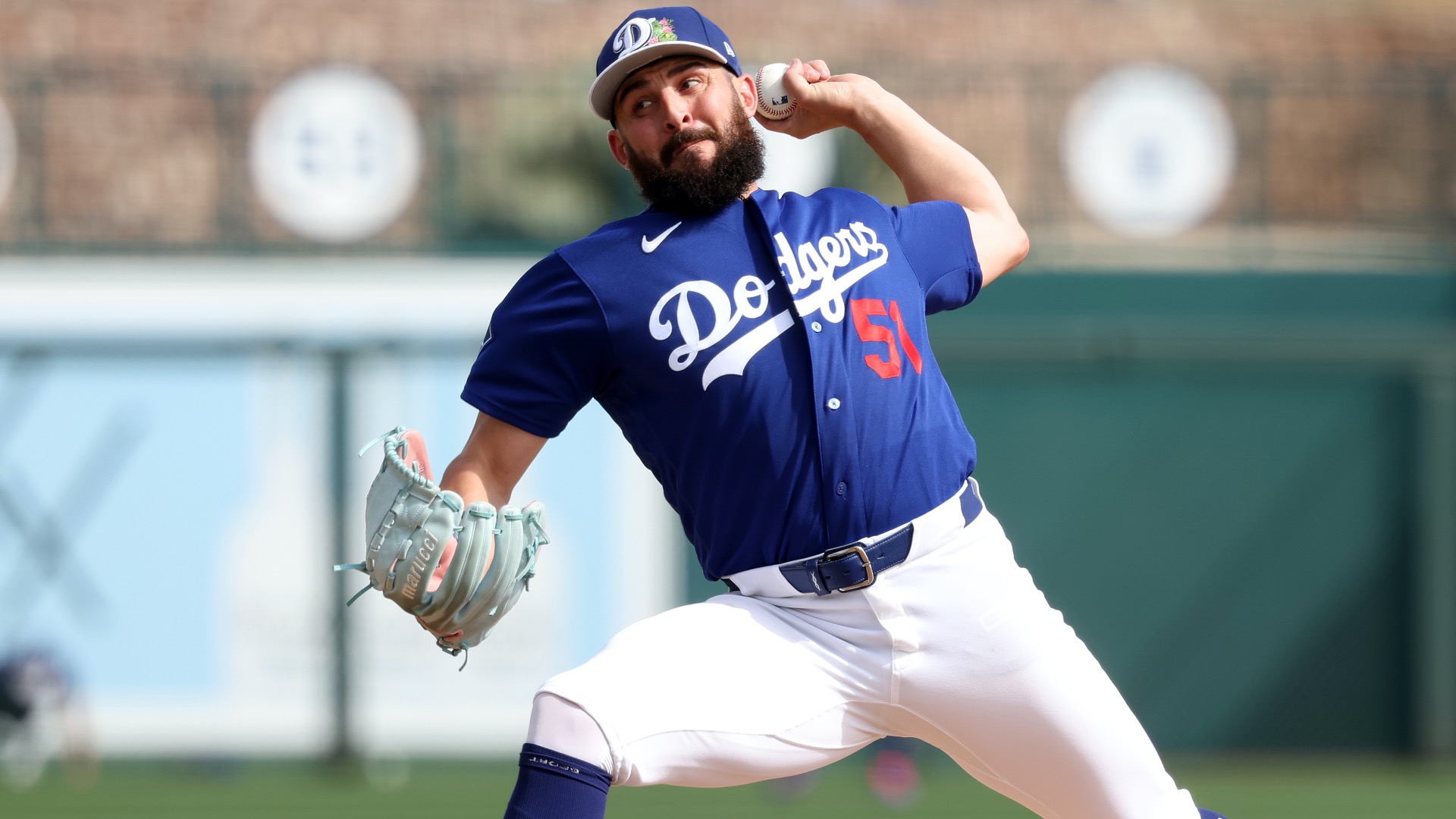 Alex Vesia gives strong message to Dodgers after spring outing<br>