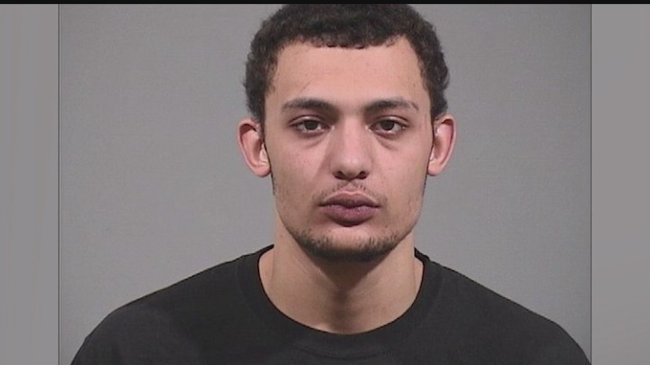 Man arrested after standoff with police in Niles