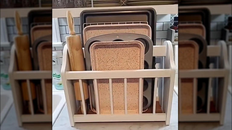 14 genius ideas to repurpose a thrifted magazine rack to use around the ...
