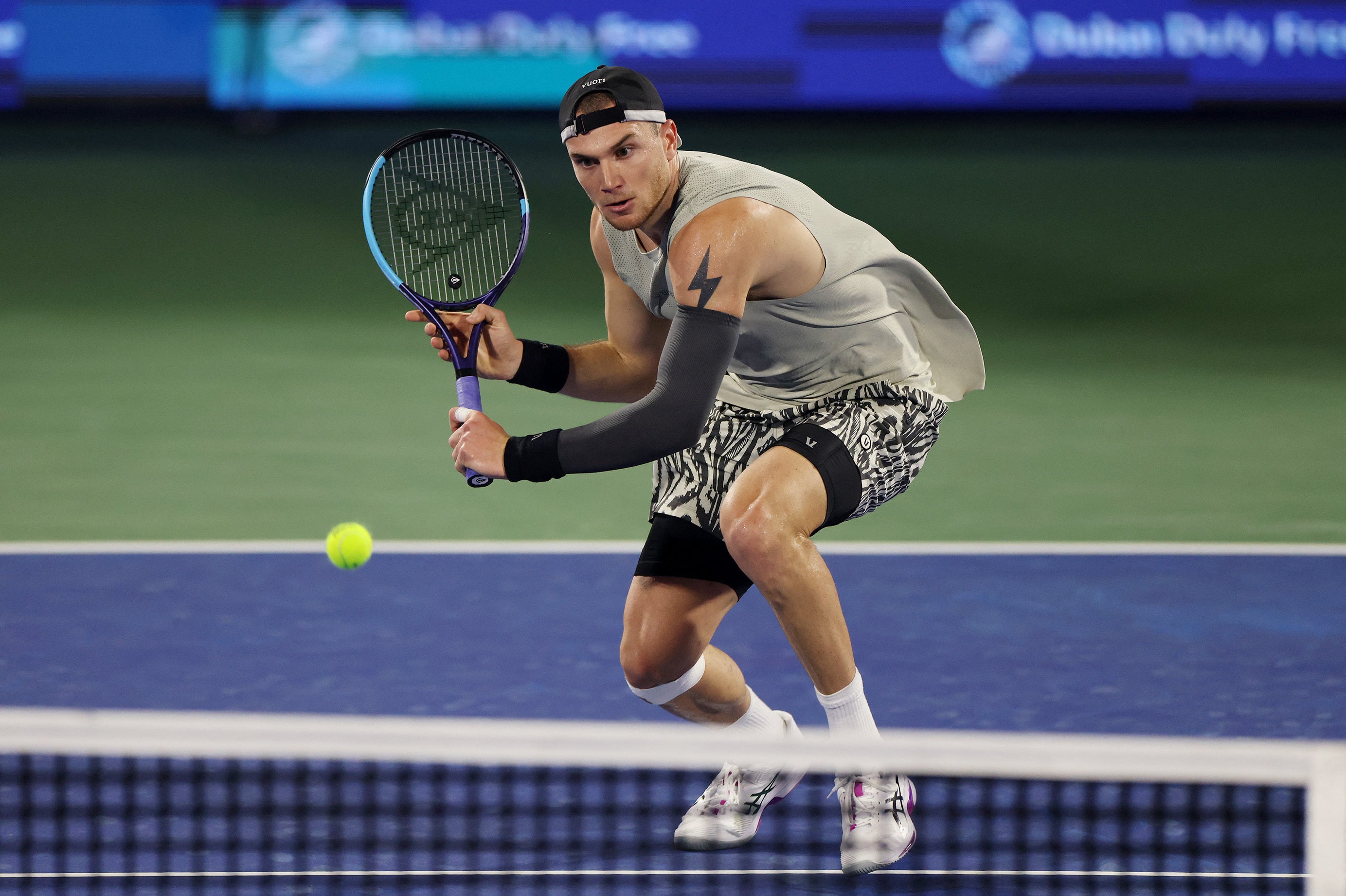 Draper records first tour win in 182 days - and reveals new look