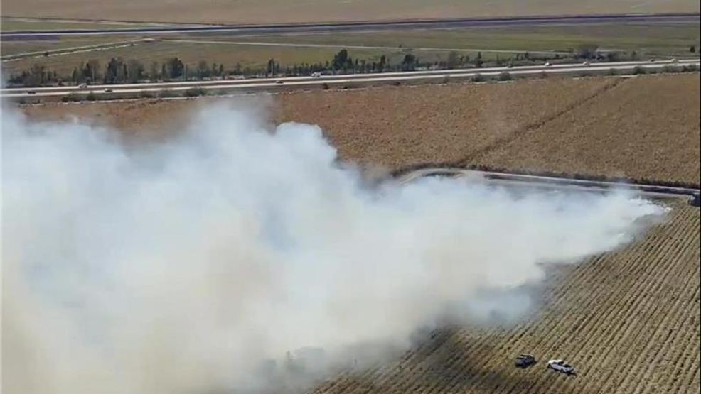 Dry conditions spark brush fire in Loxahatchee; crews contain blaze in ...