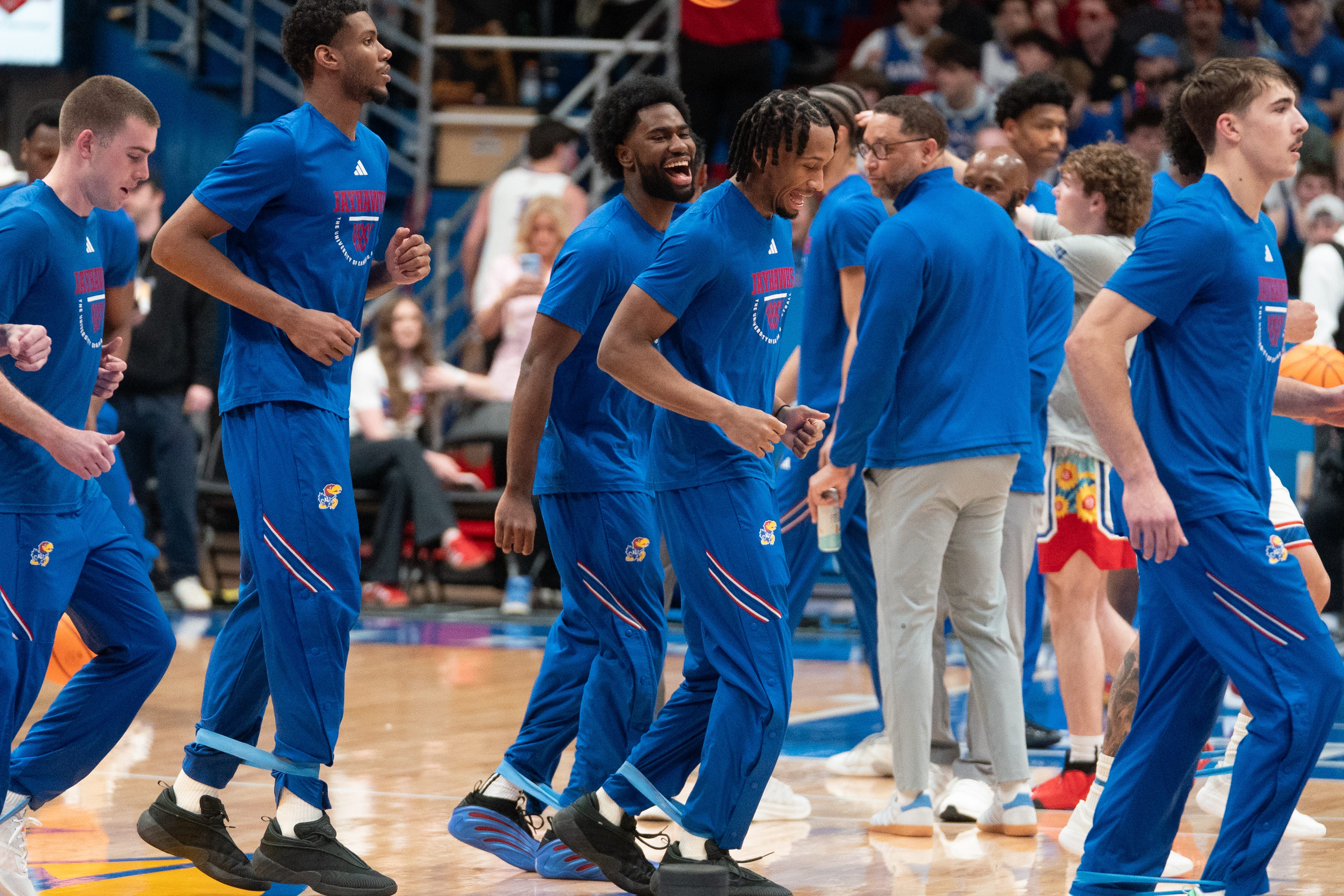 Kansas basketball vs Houston final score, highlights: Jayhawks win