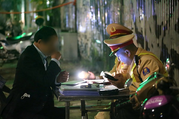 Lương hưu bị khấu trừ, không chỉ người vi phạm, đơn vị quản lý cũng có trách nhiệm