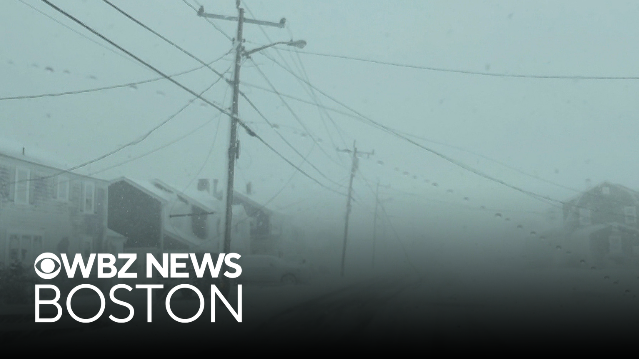 Thousands without power after blizzard hits Massachusetts