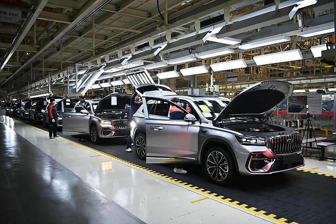 210,000 cars in a down market: Geely’s power move shakes China’s EV throne