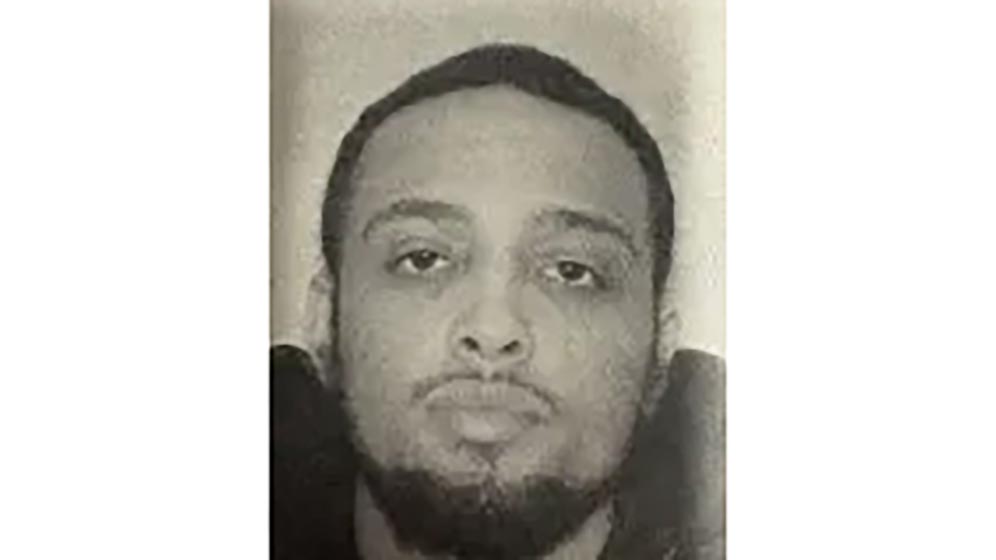 Man arrested for assaulting woman, kidnapping 2 children at gunpoint
