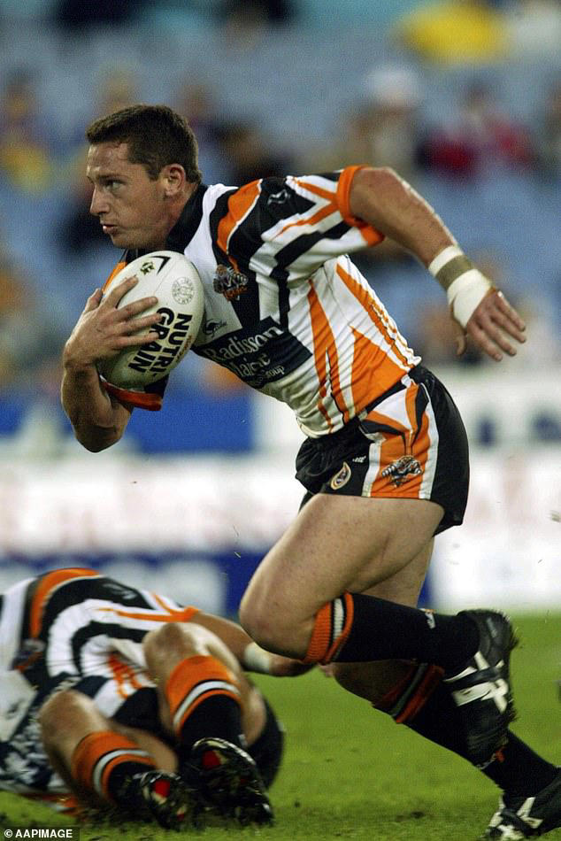 Footy star turned broadcaster steps away from radio role over mental ...