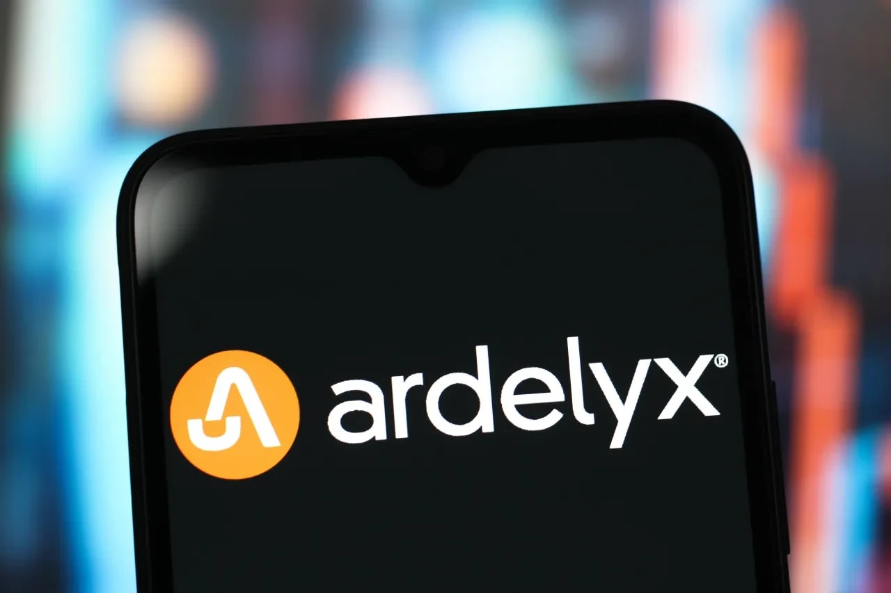 ARDX stock jumps over 5% overnight as director loads up in vote of ...