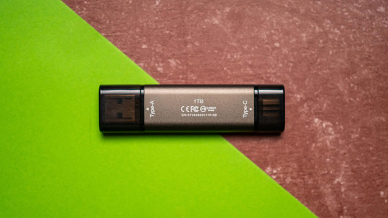 I used this SSD flash drive to solve my Pixel 10 Pro XL storage problems