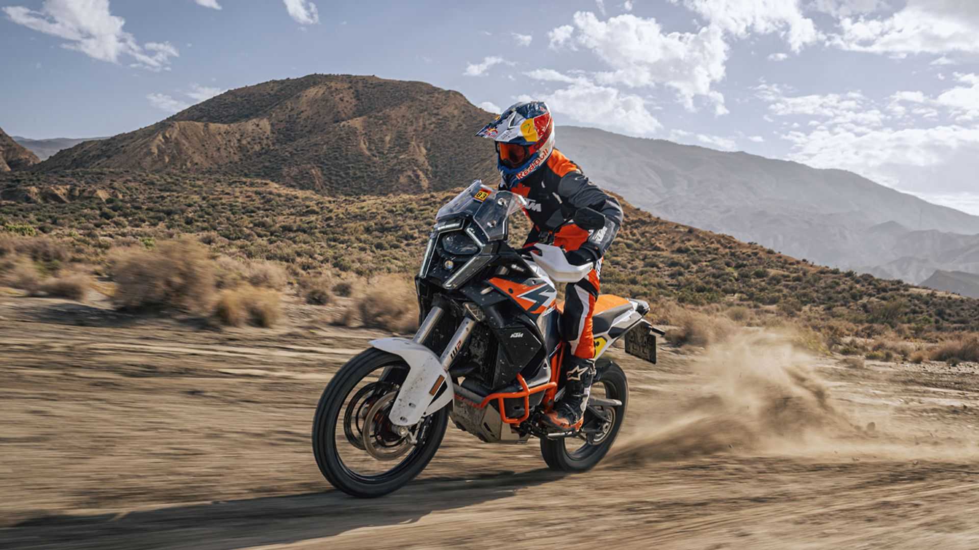 2026 KTM 1390 Super Adventure R