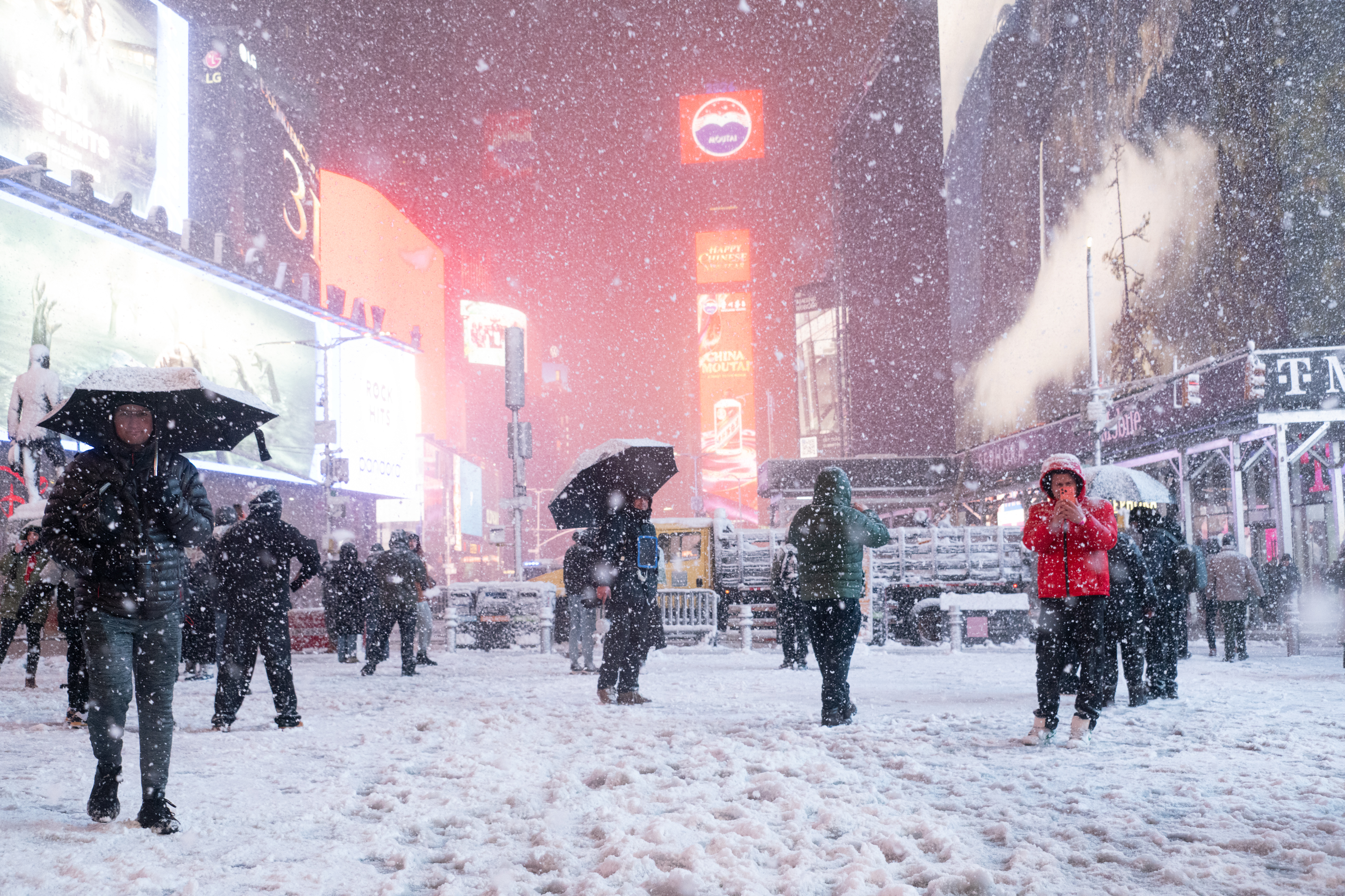 Winter storm warning for 11 states as up to 4 feet of snow forecast