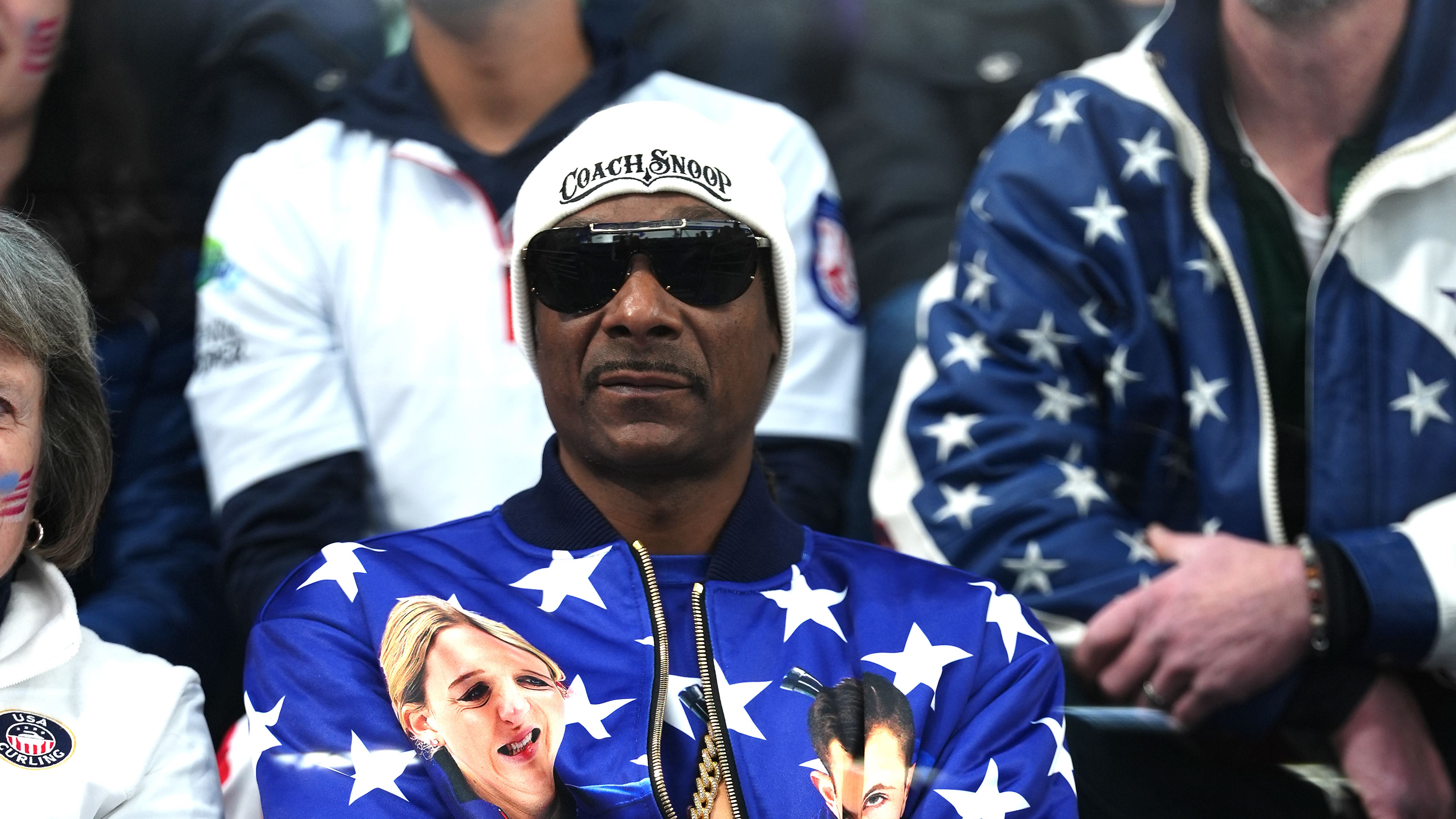 Snoop Dogg requests pre-match towel twirl as rapper makes debut Swansea ...