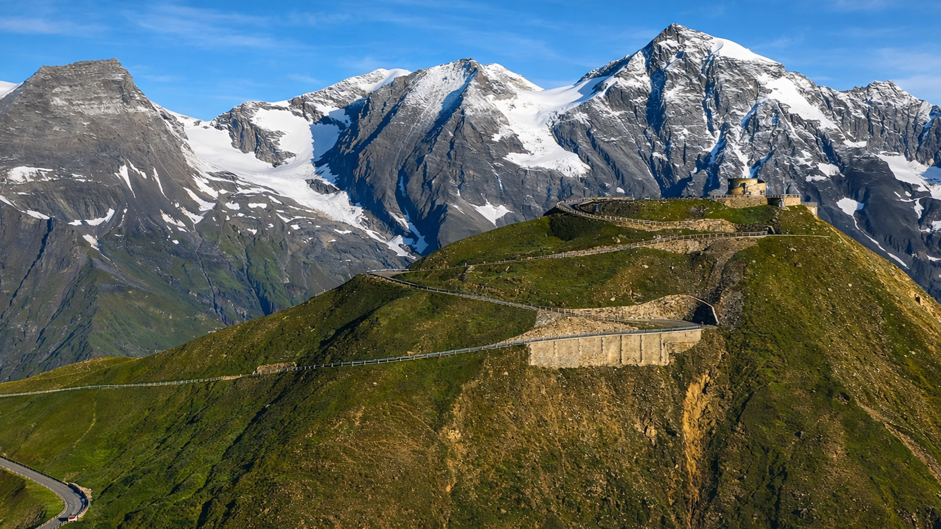 Conduite sur le col alpin le plus spectaculaire d’Europe