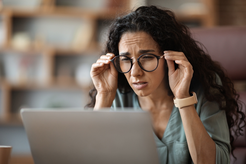Floating spots before your eyes? Here’s when to take it seriously