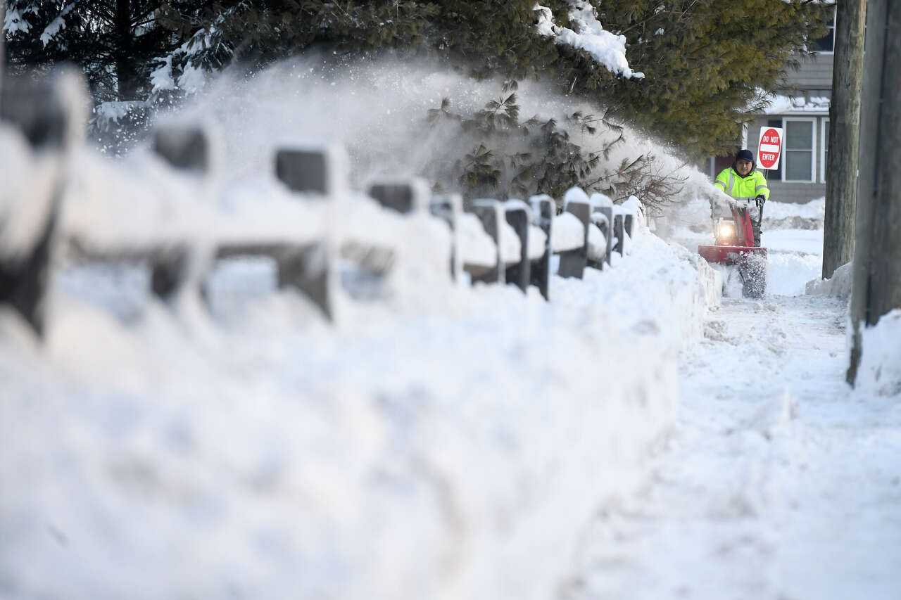 Connecticut blizzard aftermath: Schools close, travel disruptions and more snow on way<br><br>