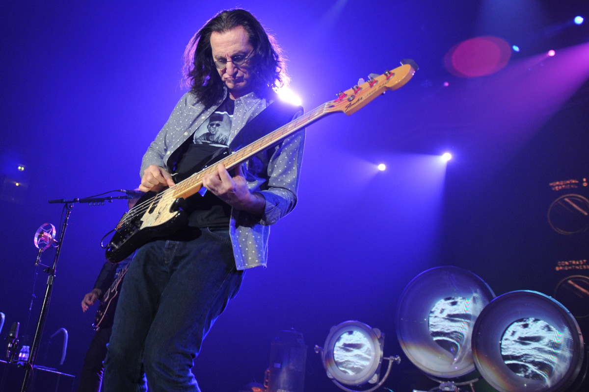 The one rock star moment you might have missed on 'Gilmore Girls'
