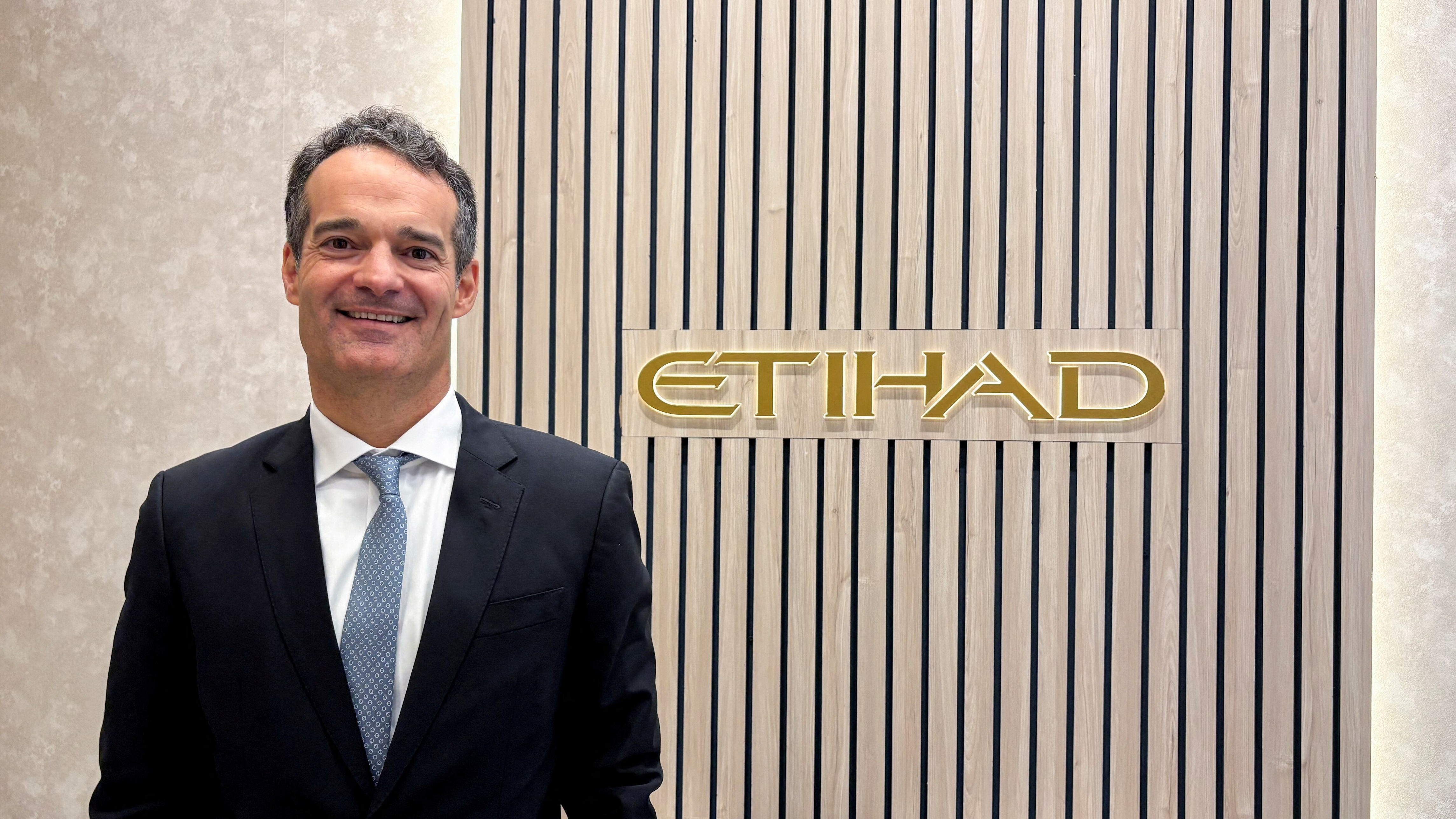 Etihad Airways aims to hire up to 3,000 employees a year, with sky the ...